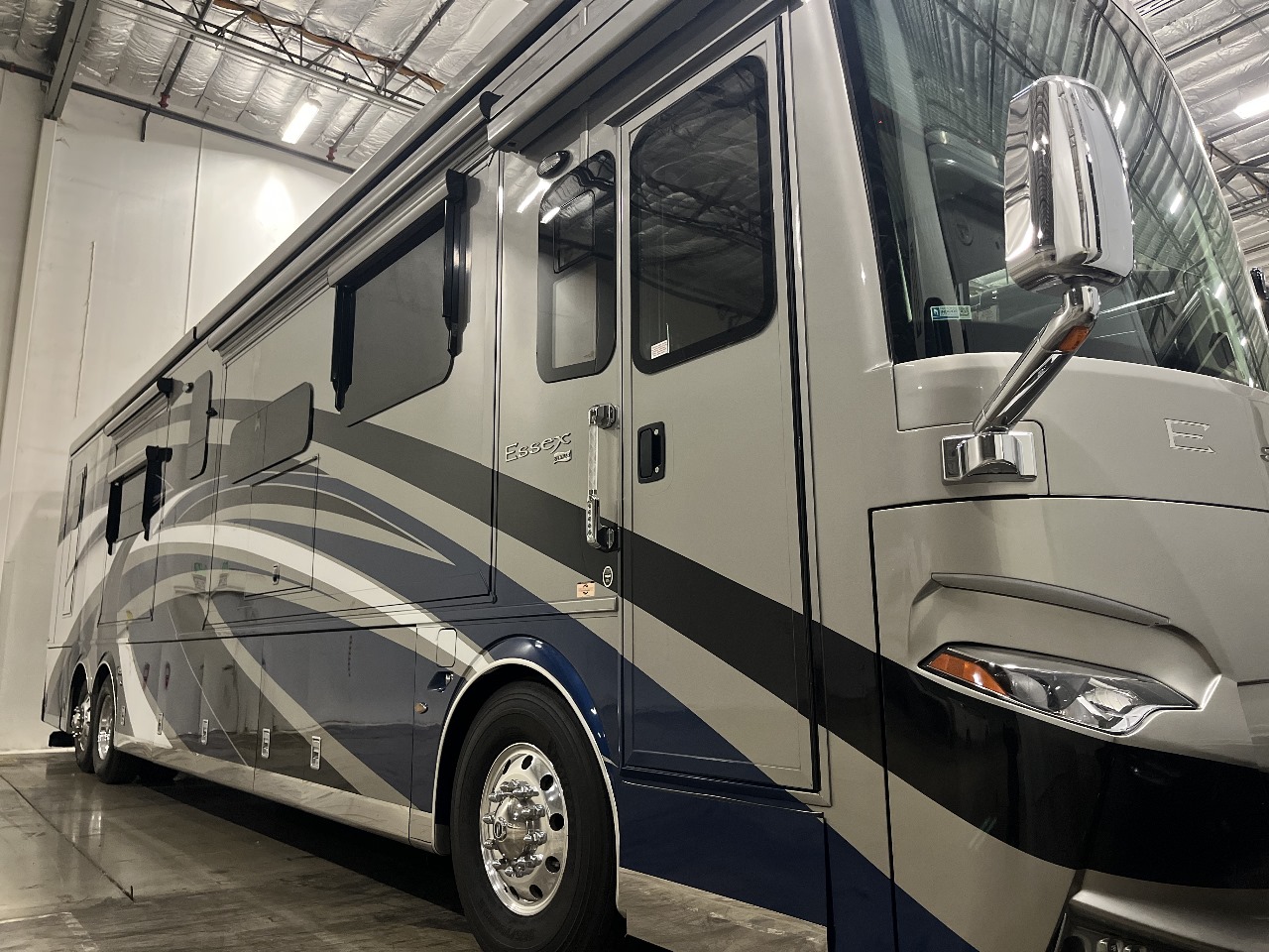 WhatsApp Image 2025-11-03 at 22.07.24_9888b68a